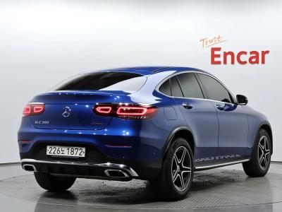 2023 Mercedes-Benz GLC-Class