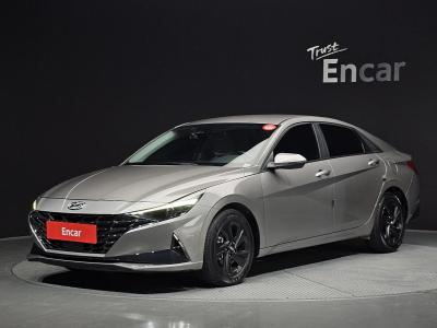 2022 Hyundai Elantra