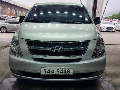 2010 Hyundai Starex