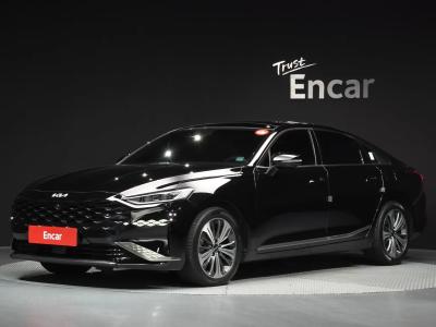 2022 Kia K8