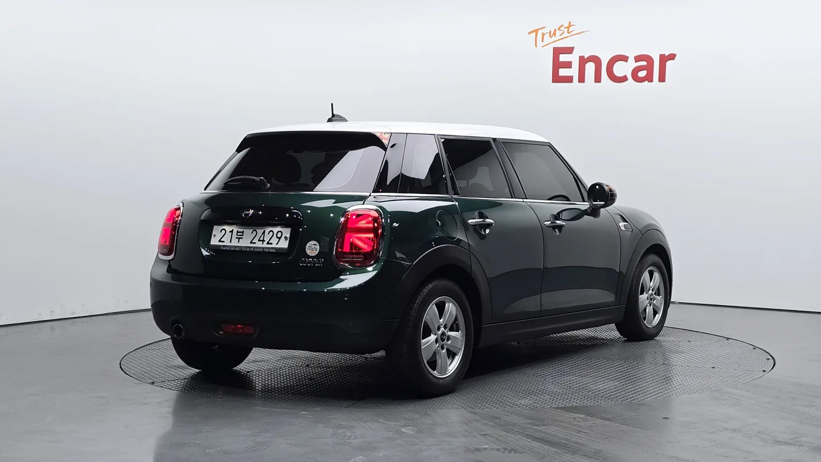 2019 MINI Cooper