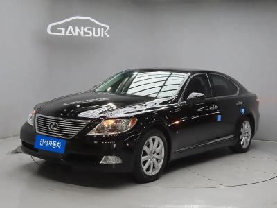 2007 Lexus LS