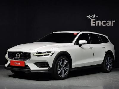 2021 Volvo V60