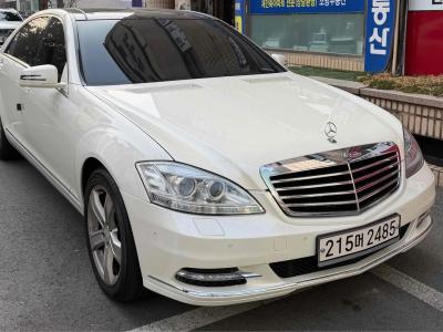2010 Mercedes-Benz S-Class