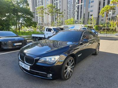 2012 BMW 7-Series