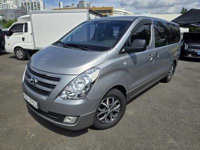 2017 Hyundai Starex