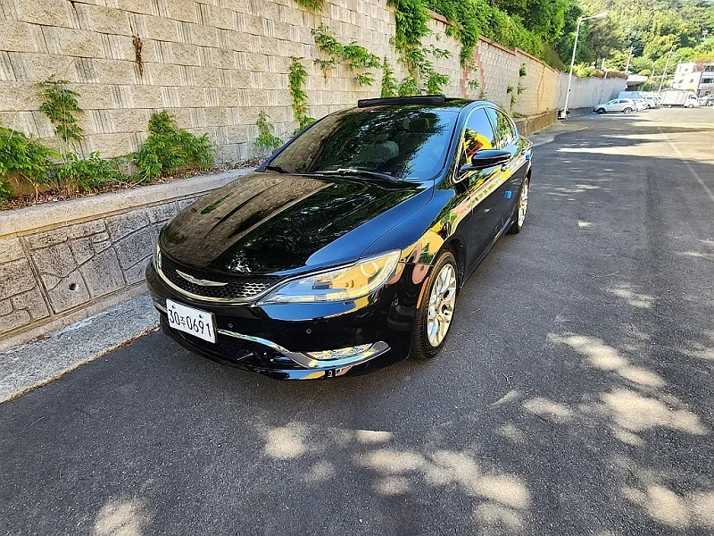 2015 Chrysler 200