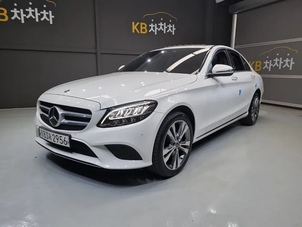 2020 Mercedes-Benz C-Class