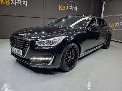 2016 Genesis EQ900