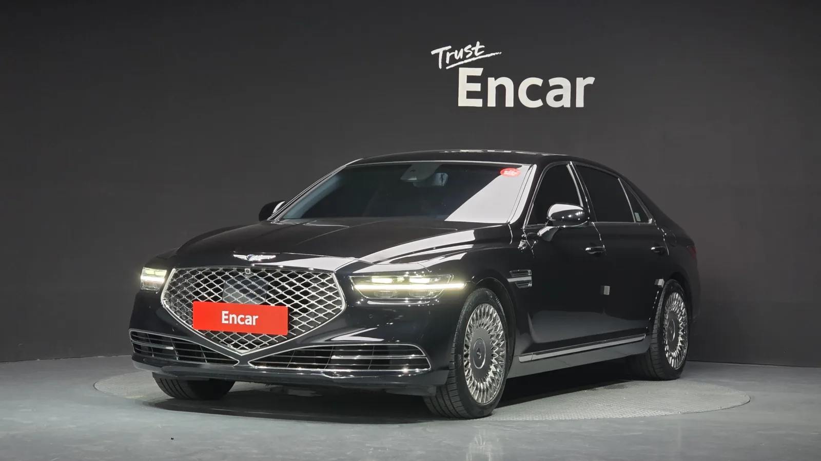 2020 Genesis G90