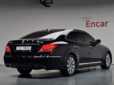 2012 Hyundai Equus