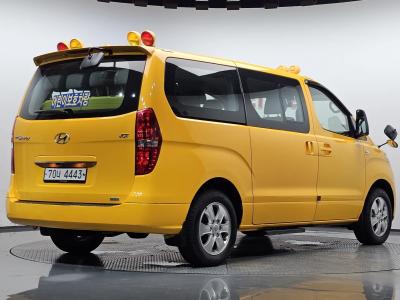 2019 Hyundai Starex