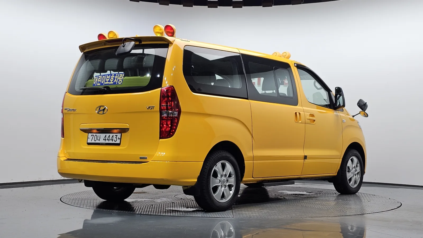 2019 Hyundai Starex