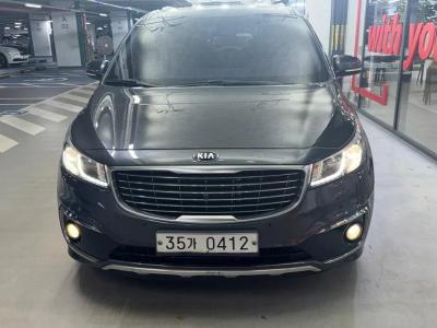 2017 Kia Carnival