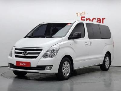 2016 Hyundai Starex