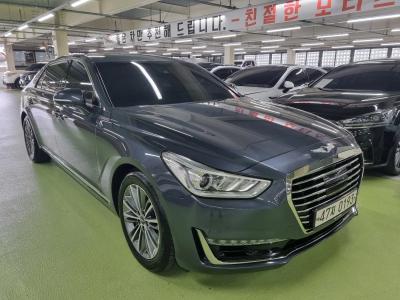 2016 Genesis EQ900