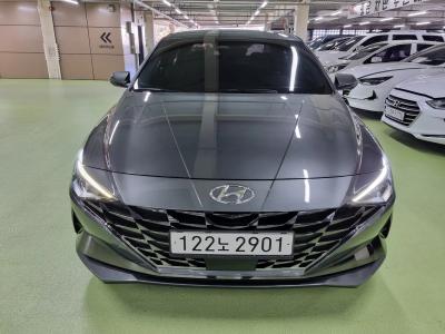 2022 Hyundai Elantra