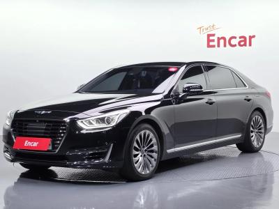 2017 Genesis EQ900