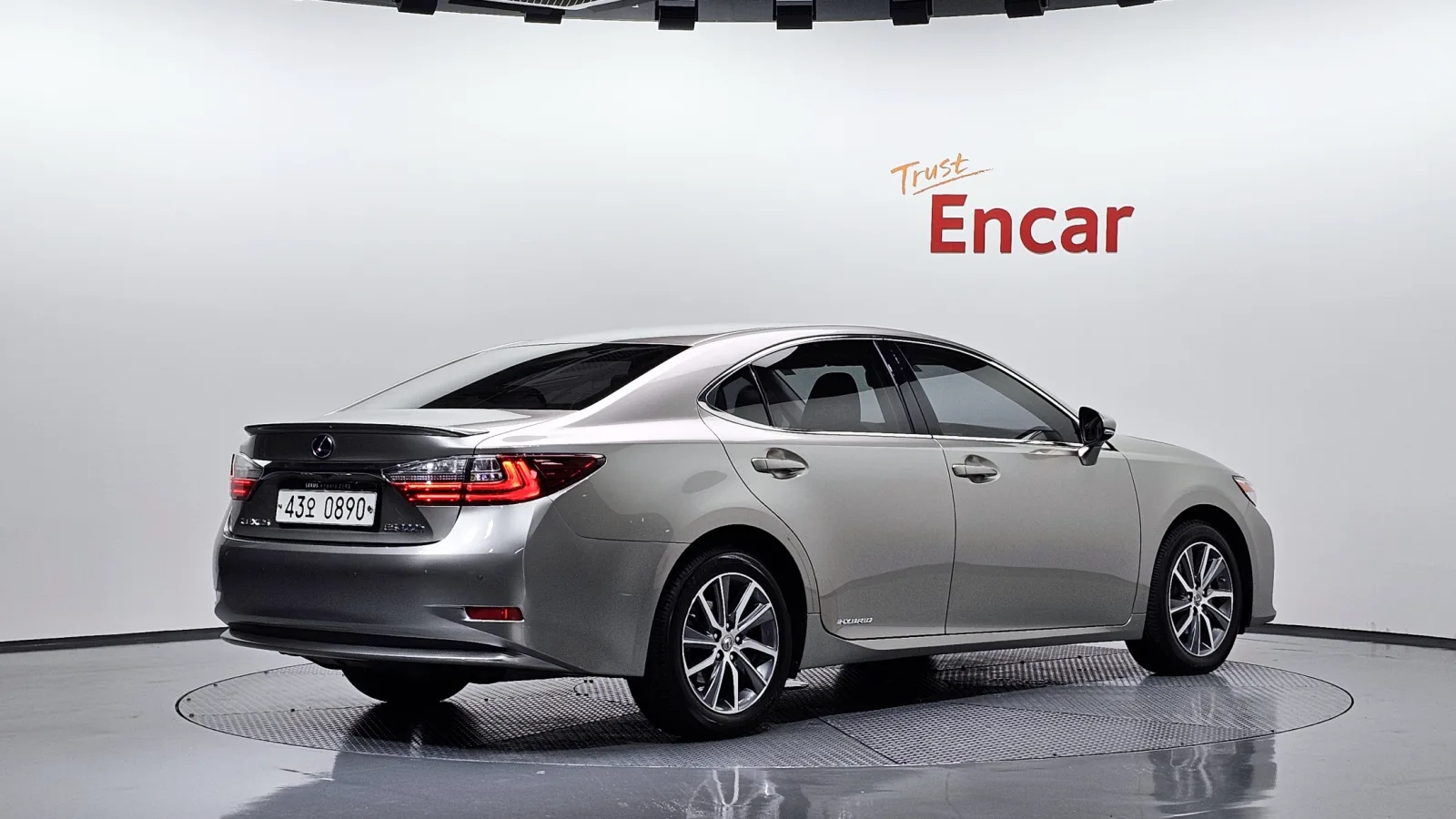 2016 Lexus ES
