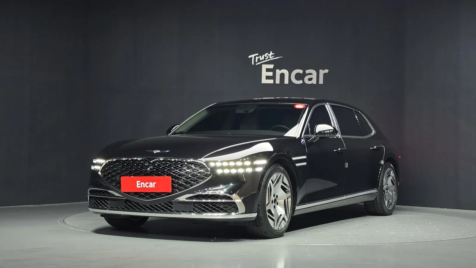 2024 Genesis G90