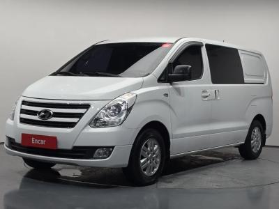 2018 Hyundai Starex