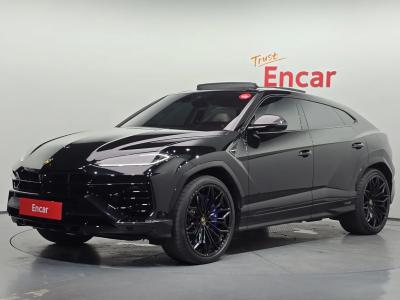 2025 Lamborghini Urus