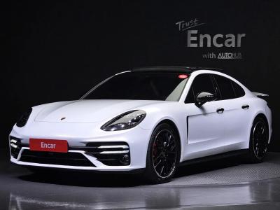 2021 Porsche Panamera