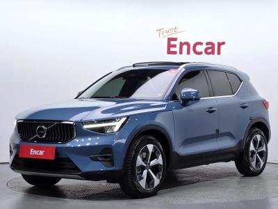 2023 Volvo XC40