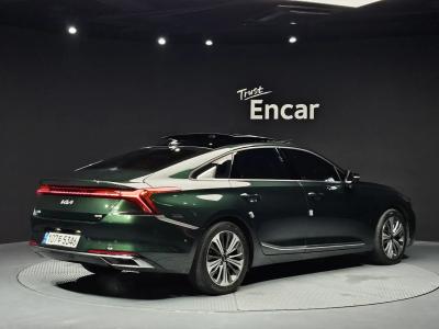 2023 Kia K8