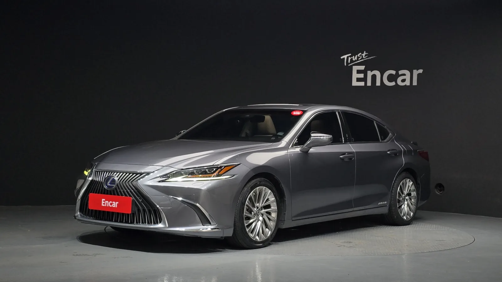 2019 Lexus ES