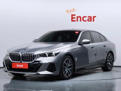 2025 BMW 5-Series