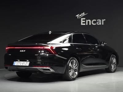 2023 Kia K8