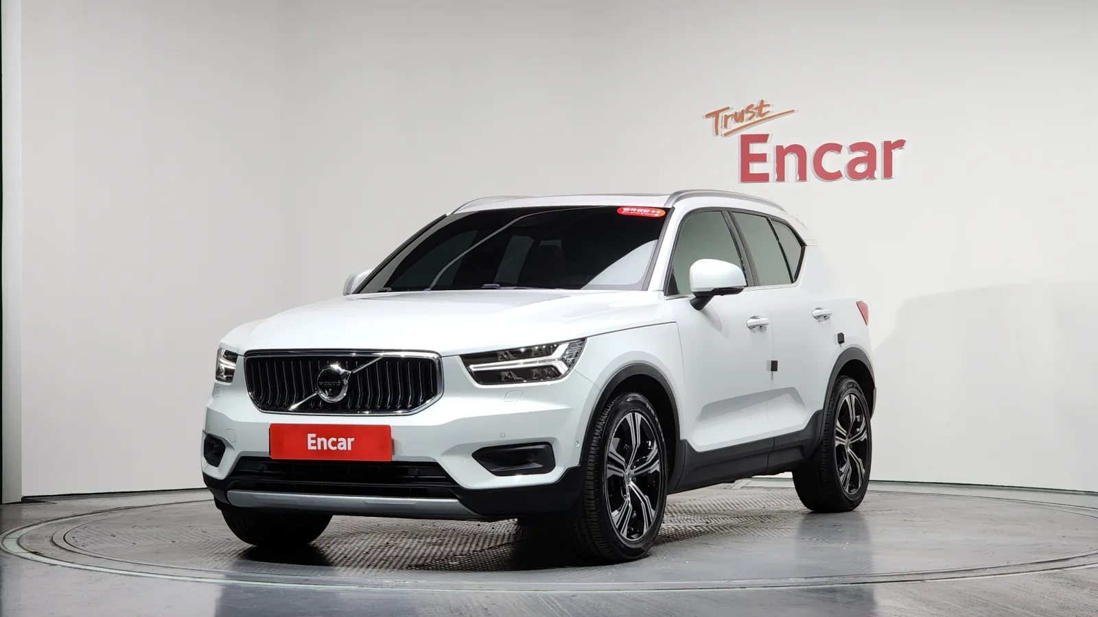 2021 Volvo XC40