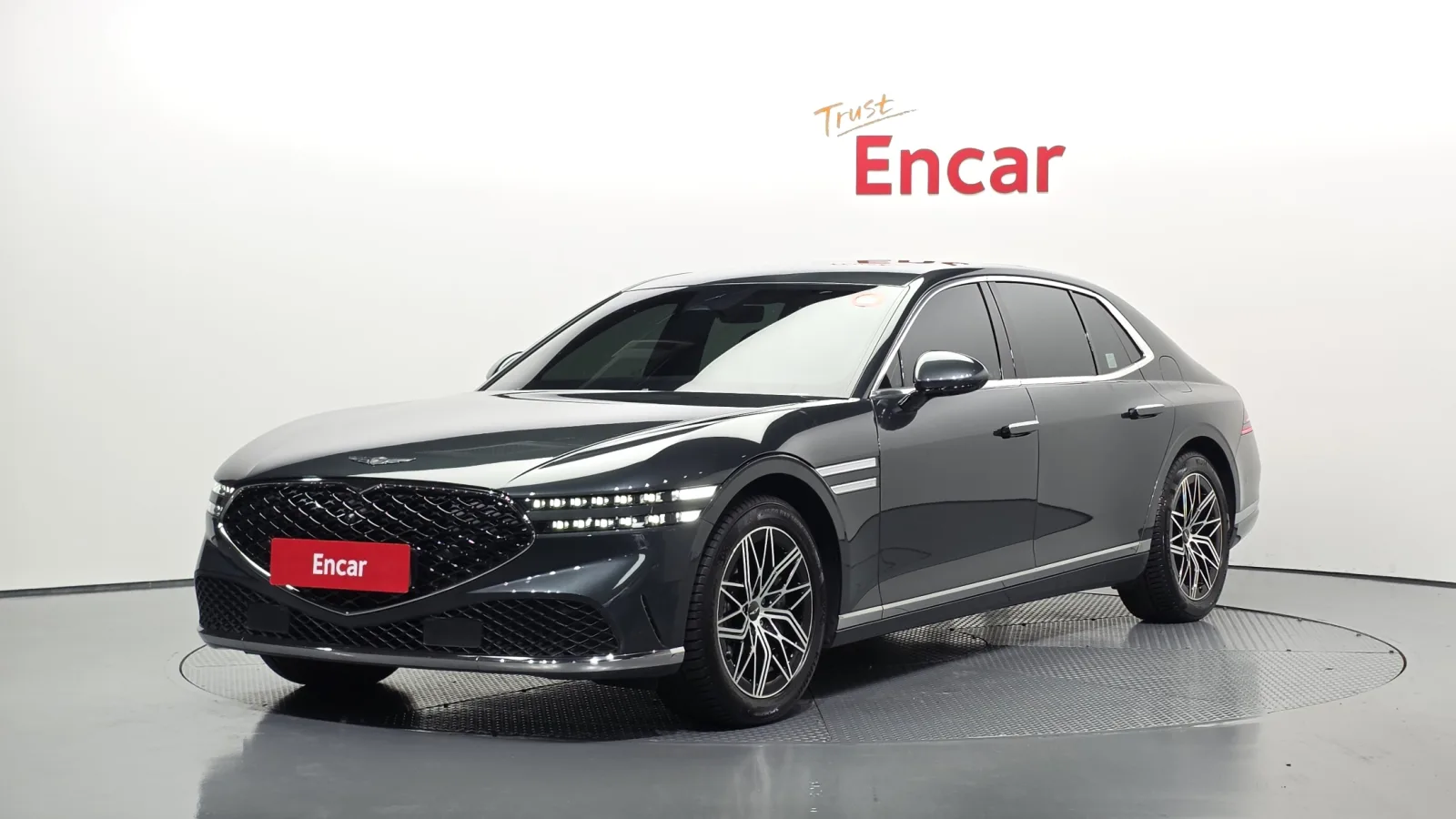 2022 Genesis G90