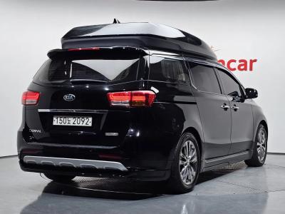 2016 Kia Carnival