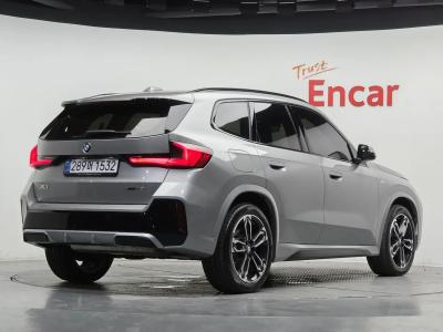 2024 BMW X1