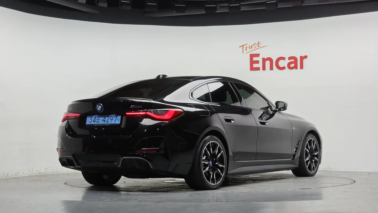 2024 BMW i4