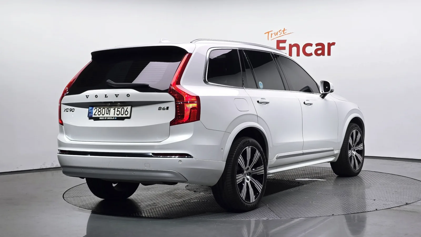 2022 Volvo XC90