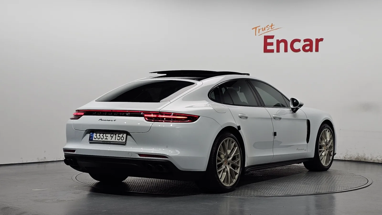 Porsche Panamera 2020