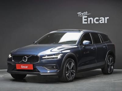 2021 Volvo V60