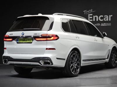 2025 BMW X7