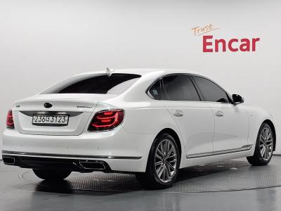 2020 Kia K9