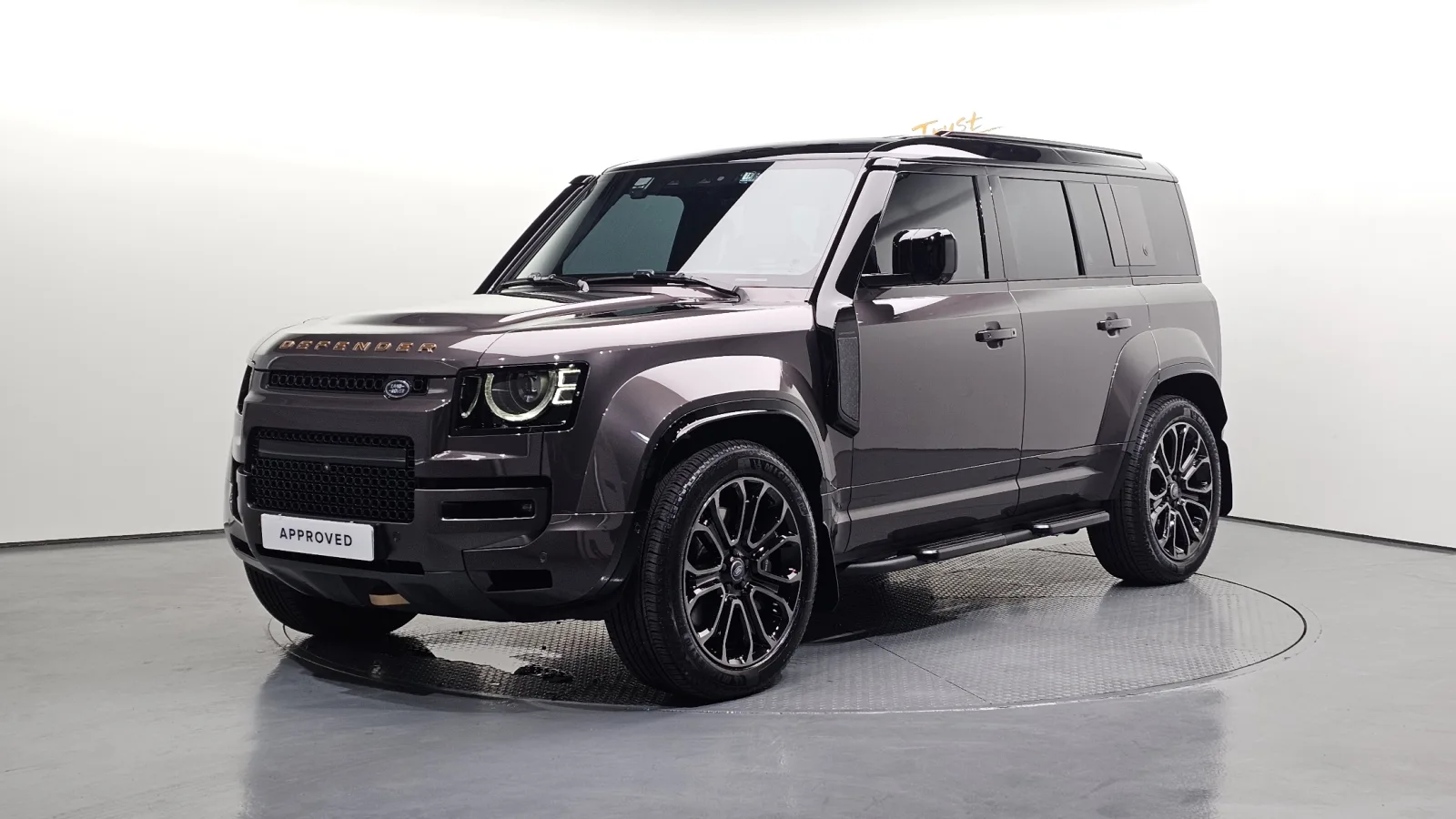 2025 Land Rover Defender