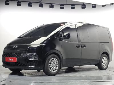 2022 Hyundai Staria