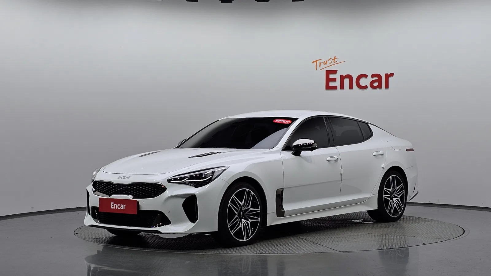 2023 Kia Stinger