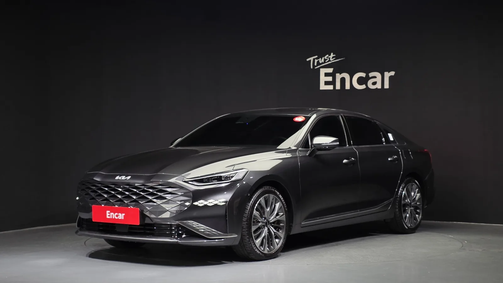 2022 Kia K8