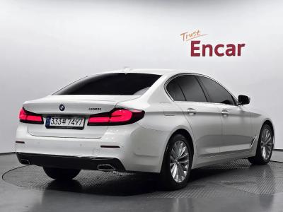 2022 BMW 5-Series