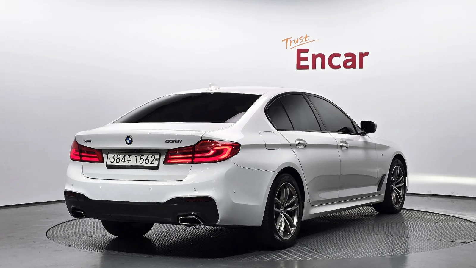 2017 BMW 5-Series