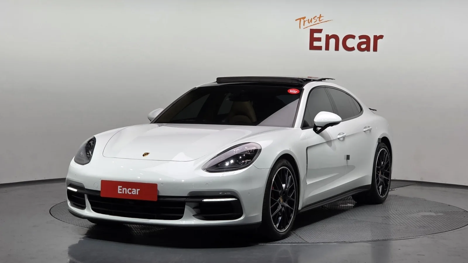 2018 Porsche Panamera