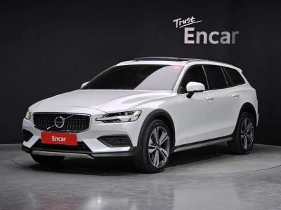 2021 Volvo V60
